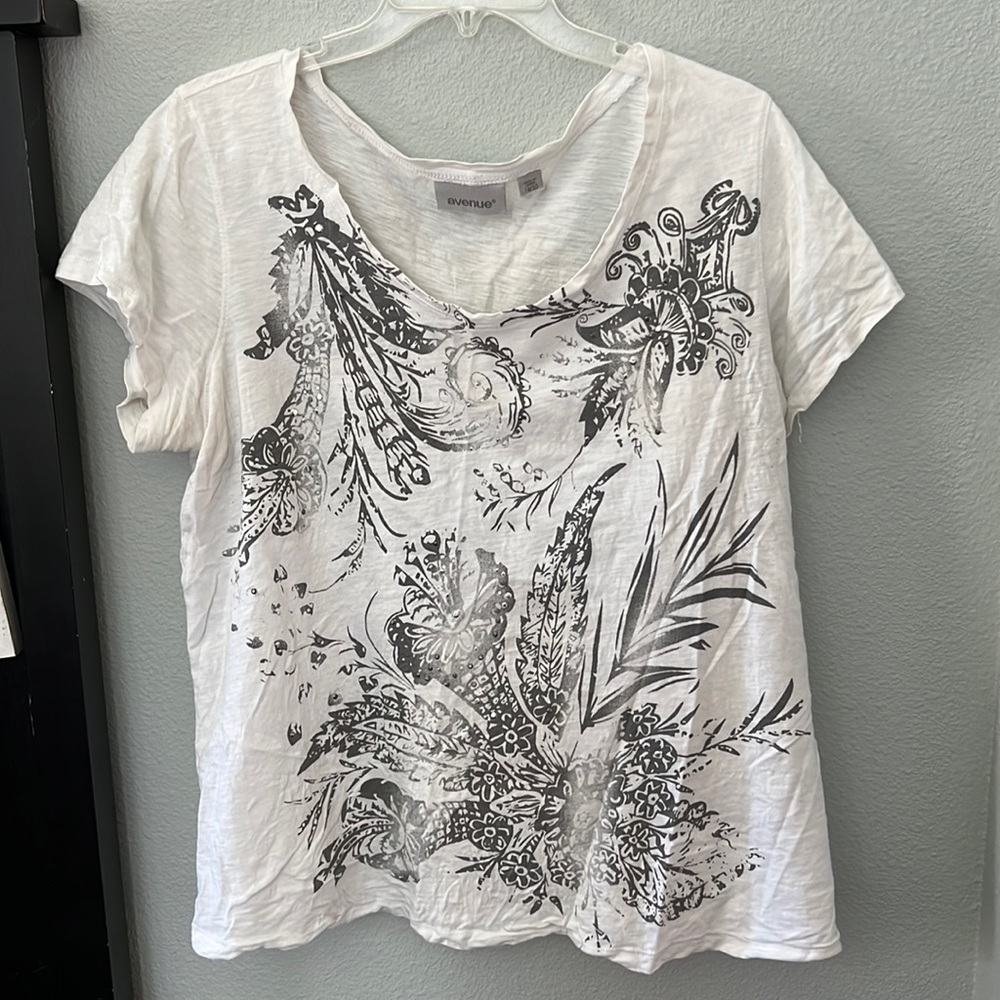 Avenue Women’s Embellished Tee
